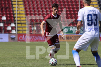 2021-05-10 - Delprato Enrico (Reggina) carries the ball - REGGINA VS FROSINONE CALCIO - ITALIAN SERIE B - SOCCER