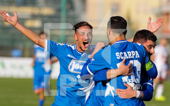 2019-12-11 - Francesco Scarpa (10) Paganese Calcio 1926 esulta dopo aver messo a segno il goal del 1 0 - PAGANESE VS CATANIA - ITALIAN SERIE C - SOCCER