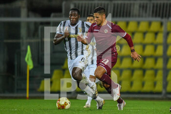 2020-11-04 - Mendes Murilo (Livorno) e Dauda Peeters (Juventus U23) - LIVORNO VS JUVENTUS U23 - ITALIAN SERIE C - SOCCER