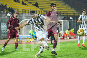 2020-11-04 - Hamzi Rafia (Juventus U23) al cross - LIVORNO VS JUVENTUS U23 - ITALIAN SERIE C - SOCCER