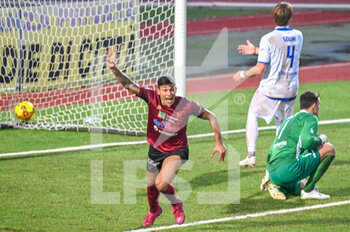 2020-12-06 - Christian Tommasini (Pontedera) esulta per il gol del pareggio - PONTEDERA VS COMO - ITALIAN SERIE C - SOCCER