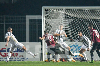 2020-12-20 - Giovanni Catanese (Pontedera) realizza il gol del vantaggio - PONTEDERA VS JUVENTUS U23 - ITALIAN SERIE C - SOCCER