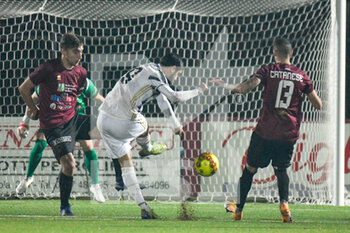 2020-12-20 - Hamza Rafia (Juventus U23) calcia a rete - PONTEDERA VS JUVENTUS U23 - ITALIAN SERIE C - SOCCER