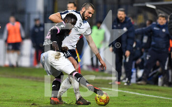2021-01-09 - Mamadou Yaye Kanoute (20) Palermo FC tallonato da Manuel Marzupio (13) Cavese 1919 - CAVESE VS PALERMO - ITALIAN SERIE C - SOCCER
