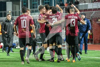 2021-01-24 - Andrea Magrassi (Pontedera) celebrates after scoring the goal of 2 - 1 with Pontedera players - PONTEDERA VS OLBIA - ITALIAN SERIE C - SOCCER