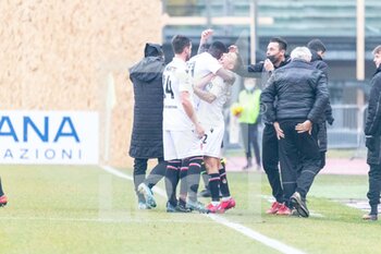 2021-02-07 - Cosimo Chiricò (Padova) esulta con i compagni di squadra - PADOVA CALCIO VS FERMANA FC - ITALIAN SERIE C - SOCCER