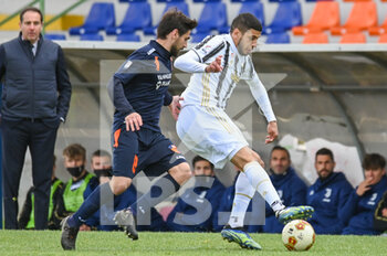 2021-04-07 - Hamza Rafia (Juventus U23) inseguito da Emanuele Spinozzi (Pistoiese) - PISTOIESE VS JUVENTUS U23 - ITALIAN SERIE C - SOCCER