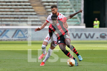 2021-05-19 - Ibourahima Baldé (Calcio Foggia) Alessio Sabbione (SSC Bari) - BARI VS FOGGIA - ITALIAN SERIE C - SOCCER