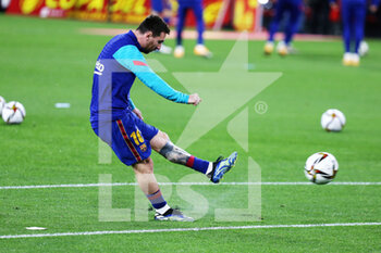 2021-02-10 - Lionel Messi of FC Barcelona warms up during the Spanish Cup, Copa del Rey, semi final, 1st leg football match between FC Sevilla and FC Barcelona on February 10, 2021 at Sanchez Pizjuan stadium in Sevilla, Spain - Photo Laurent Lairys / DPPI - SEMI FINAL - FC SEVILLA AND FC BARCELONA - SPANISH CUP - SOCCER