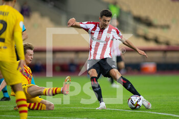 2021-04-17 - Mikel Vesga of Athletic Club during the Spanish Cup, Copa Del Rey, Final football match between Athletic Club and FC Barcelona on April 17, 2021 at Estadio de La Cartuja in Seville, Spain - Photo Joaquin Corchero / Spain DPPI / DPPI - FINAL - ATHLETIC CLUB VS FC BARCELONA - SPANISH CUP - SOCCER
