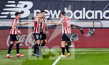 2021-03-07 - Alex Berenguer of Athletic Club celebrating his goal with his teammates during the Spanish championship La Liga football match between Athletic Club and Granada CF on March 7, 2021 at San Mames stadium in Bilbao, Spain - Photo Inigo Larreina / Spain DPPI / DPPI - ATHLETIC CLUB AND GRANADA CF - SPANISH LA LIGA - SOCCER