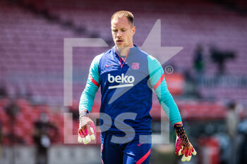 2021-05-08 - Marc-Andre ter Stegen of FC Barcelona warms up before the Spanish championship La Liga football match between FC Barcelona and Atletico de Madrid on May 8, 2021 at Camp Nou Stadium in Barcelona, Spain - Photo Marc Gonzalez Aloma / Spain DPPI / DPPI - FC BARCELONA VS ATLETICO DE MADRID - SPANISH LA LIGA - SOCCER