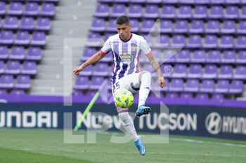 2021-05-22 - Lucas Olaza of Real Valladolid during the Spanish championship La Liga football match between Real Valladolid and Atletico de Madrid on May 21, 2021 at Jose Zorrilla stadium in Valladolid, Spain - Photo Irina R Hipolito / Spain DPPI / DPPI - REAL VALLADOLID VS ATLETICO DE MADRID - SPANISH LA LIGA - SOCCER