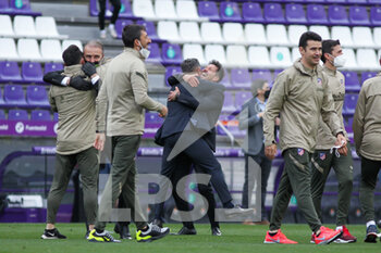 2021-05-22 - Diego Pablo Simeone, head coach of Atletico de Madrid celebrates at the final whistle the Spanish championship title during the Spanish championship La Liga football match between Real Valladolid and Atletico de Madrid on May 21, 2021 at Jose Zorrilla stadium in Valladolid, Spain - Photo Irina R Hipolito / Spain DPPI / DPPI - REAL VALLADOLID VS ATLETICO DE MADRID - SPANISH LA LIGA - SOCCER