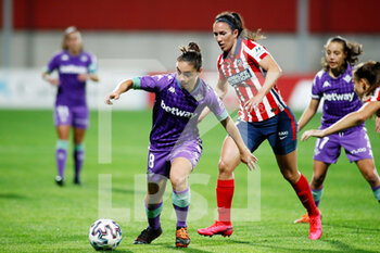 2020-11-15 - Aixa Salvador of Real Betis and Silvia Meseguer of Atletico de Madrid in action during the Women's Spanish championship, Primera Iberdrola football match between Atletico de Madrid and Real Betis Balompie on November 15, 2020 at Ciudad Deportiva Wanda in Alcala de Henares, Madrid, Spain - Photo Oscar J Barroso / Spain DPPI / DPPI - ATLETICO DE MADRID VS REAL BETIS BALOMPIE - SPANISH PRIMERA DIVISION WOMEN - SOCCER