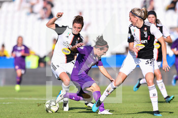 2019-10-27 - Lisa De Vanna (Fiorentina Women's) e Cristiana Girelli (Juventus) - JUVENTUS VS FIORENTINA WOMEN´S - WOMEN SUPERCOPPA - SOCCER