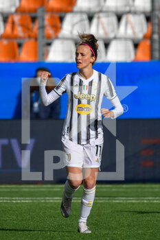 2021-01-06 - Barbara Bonansea (Juventus) esulta per il gol del vantaggio - SEMIFINALE - JUVENTUS VS ROMA - WOMEN SUPERCOPPA - SOCCER