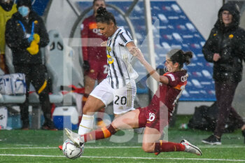 2021-01-06 - Claudia Ciccotti (Roma) su Maria Aparecida Souza Alves (Juventus) - SEMIFINALE - JUVENTUS VS ROMA - WOMEN SUPERCOPPA - SOCCER