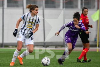 2021-01-10 - Cristiana Girelli (Juventus) and Claudia Neto (Fiorentina) - FINALE - JUVENTUS VS FIORENTINA FEMMINILE - WOMEN SUPERCOPPA - SOCCER