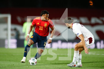 2020-10-10 - Adama Traore of Spain in action during the UEFA Nations League football match between Spain and Switzerland on october 10, 2020 at Alfredo Di Stefano stadium in Valdebebas, Madrid, Spain - Photo Oscar J Barroso / Spain DPPI / DPPI - SPAIN VS SWITZERLAND - UEFA NATIONS LEAGUE - SOCCER