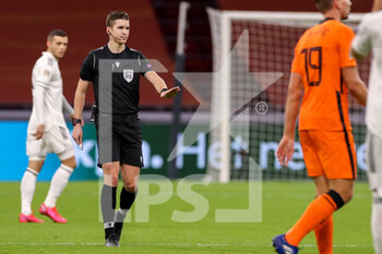 2020-11-15 - Referee Francois Letexier during the UEFA Nations League football match between Netherlands and Bosnia and Herzegovina on november 15, 2020 at Johan Cruijff Arena in Amsterdam, Netherlands - Photo Marcel ter Bals / Orange Pictures / DPPI - NETHERLANDS VS BOSNIA AND HERZEGOVINA - UEFA NATIONS LEAGUE - SOCCER