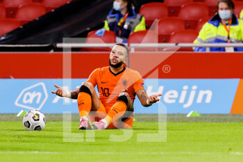 2020-11-15 - Memphis Depay of the Netherlands during the UEFA Nations League football match between Netherlands and Bosnia and Herzegovina on november 15, 2020 at Johan Cruijff Arena in Amsterdam, Netherlands - Photo Marcel ter Bals / Orange Pictures / DPPI - NETHERLANDS VS BOSNIA AND HERZEGOVINA - UEFA NATIONS LEAGUE - SOCCER