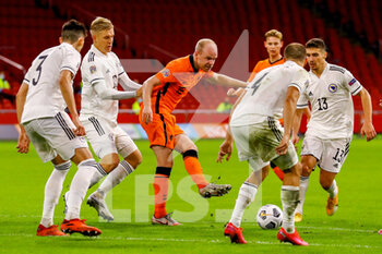 2020-11-15 - Davy Klaassen of The Netherlands during the UEFA Nations League football match between Netherlands and Bosnia and Herzegovina on november 15, 2020 at Johan Cruijff Arena in Amsterdam, Netherlands - Photo Marcel ter Bals / Orange Pictures / DPPI - NETHERLANDS VS BOSNIA AND HERZEGOVINA - UEFA NATIONS LEAGUE - SOCCER