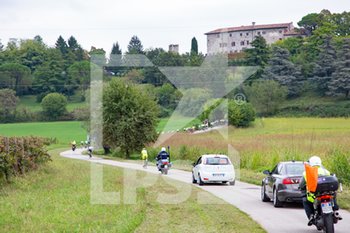 2019-10-01 - Il gruppo in salita al Castello di Arcano - 82° COPPA SAN VITO - ELITE E UNDER 23 - STREET - CYCLING