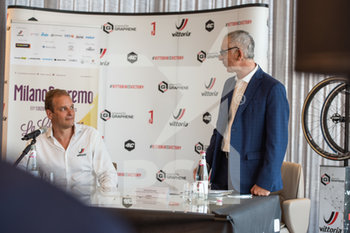 2020-07-22 - Stijn Vriends, il nuovo Presidente e CEO del Gruppo Vittoria e Pier Bergonzi, Vicedirettore Gazzetta dello Sport e direttore di Sportweek - CONFERENZA STAMPA MILANO - SANREMO - STREET - CYCLING