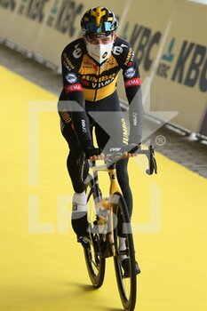 04/04/2021 - Wout Van Aert of Jumbo - Visma during the UCI Ronde van Vlaanderen - Tour des Flandres 2021, cycling race, Antwerp - Oudenaarde on April, 4, 2021 in Oudenaarde, Belgium - Photo Laurent Lairys / DPPI - TOUR DES FLANDRES 2021 - ANTWERP - OUDENAARDE - STRADA - CICLISMO