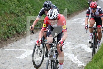 04/04/2021 - Kasper Asgreen of Deceucink - Quick Step in Koppenberg during the UCI Ronde van Vlaanderen - Tour des Flandres 2021, cycling race, Antwerp - Oudenaarde on April, 4, 2021 in Oudenaarde, Belgium - Photo Laurent Lairys / DPPI - TOUR DES FLANDRES 2021 - ANTWERP - OUDENAARDE - STRADA - CICLISMO