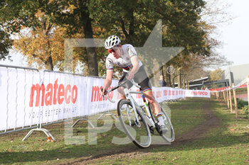 2020-11-07 - Ryan Kamp (NED) during the 2020 UEC Cyclo-Cross European Championships, Men Under 23, on november 7, 2020 in Rosmalen, The Netherlands - Photo Orange Pictures / DPPI - 2020 UEC CYCLO-CROSS EUROPEAN CHAMPIONSHIPS, MEN UNDER 23 - CYCLOCROSS - CYCLING