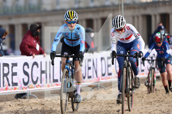 2021-01-31 - Marthe Truyen from Belgium and Josie Nelson from United Kingdom during the 2021 UCI Cyclo-Cross World Championships, Women Under 23, on January 31, 2021 in Oostende, Belgium - Photo Fabien Boukla / DPPI - 2021 UCI CYCLO-CROSS WORLD CHAMPIONSHIPS, WOMEN UNDER 23 - CYCLOCROSS - CYCLING