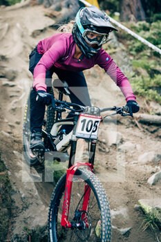 2021-07-25 - WELZEL Justine during the iXS European Downhill Cup, Mountain Bike cycling event on July 25, 2021 in Pila, Italy - Photo Olly Bowman / DPPI - IXS EUROPEAN DOWNHILL CUP 2021 - MTB - MOUNTAIN BIKE - CYCLING