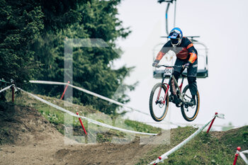 2021-07-25 - SIROLLA Samuel during the iXS European Downhill Cup, Mountain Bike cycling event on July 25, 2021 in Pila, Italy - Photo Olly Bowman / DPPI - IXS EUROPEAN DOWNHILL CUP 2021 - MTB - MOUNTAIN BIKE - CYCLING