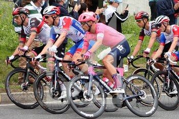 2021-06-29 - Rui Costa of UAE-Team Emirates, Stefan Kung of Groupama - FDJ and Magnus Cort Nielsen of EF Education - Nippo during the Tour de France 2021, Cycling race stage 4, Redon - Fougeres (150,4 Km) on June 29, 2021 in Fougeres, France - Photo Laurent Lairys / DPPI - TOUR DE FRANCE 2021, CYCLING RACE STAGE 4, REDON - FOUGERES (150,4 KM) - TOUR DE FRANCE - CYCLING