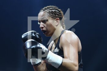 2020-11-28 - Estelle Mosselly-Yoka during the Boxing event, Lightweight boxing bout between Estelle Mossely-Yoka and Emma Gongora on November 27, 2020 at the H Arena in Nantes, France - Photo Laurent Lairys / DPPI -  BOXING BOUT BETWEEN ESTELLE MOSSELY-YOKA VS EMMA GONGORA - BOXING - CONTACT