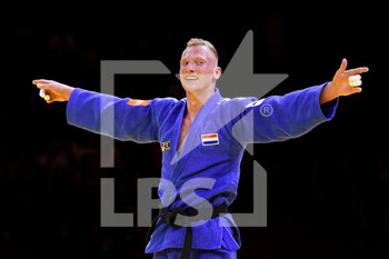 2021-06-09 - Frank de Wit of the Netherlands celebrates his win against Sotaro Fujiwara of Japan during the IJF World Judo Championships 2021 on June 9, 2021 at Budapest Sports Arena in Budapest, Hungary - Photo Yannick Verhoeven / Orange Pictures / DPPI - IJF WORLD JUDO CHAMPIONSHIPS 2021 - JUDO - CONTACT