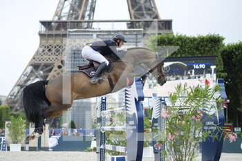 2021-06-25 - Bertram ALLEN (IRL) riding CLASSIFIED, Le Figaroscope Prize during the Longines Paris Eiffel Jumping 2021, Longines Global Champions Tour Equestrian CSI 5 on June 25, 2021 at Champ de Mars in Paris, France - Photo Christophe Bricot / DPPI - LONGINES PARIS EIFFEL JUMPING 2021, LONGINES GLOBAL CHAMPIONS TOUR EQUESTRIAN CSI 5 - INTERNATIONALS - EQUESTRIAN