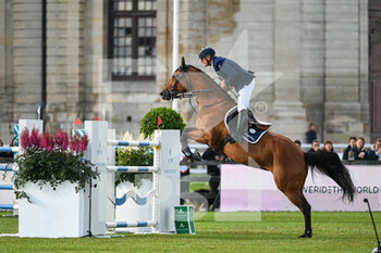 2021-07-10 - Roger Yves Bost of France riding Bluemuch des Baleines during the M1 Ducati Table A against the clock 1m50 with jump off, of the Masters Chantilly 2021, FEI equestrian event, Jumping CSI5 on July 10, 2021 at Chateau de Chantilly in Chantilly, France - Photo Victor Joly / DPPI - MASTERS CHANTILLY 2021, FEI EQUESTRIAN EVENT, JUMPING CSI5 - INTERNATIONALS - EQUESTRIAN
