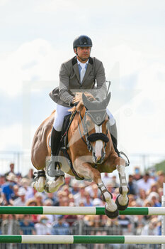 2021-07-11 - Luiz Felipe Cortizo Goncalves De Azevedo Filho of Brazil riding Hermes van de Vrombautshoeve during the Rolex Grand Prix Table A against the clock 1m60 with jump off, of the Masters Chantilly 2021, FEI equestrian event, Jumping CSI5 on July 11, 2021 at Chateau de Chantilly in Chantilly, France - Photo Victor Joly / DPPI - MASTERS CHANTILLY 2021, FEI EQUESTRIAN EVENT, JUMPING CSI5 - INTERNATIONALS - EQUESTRIAN
