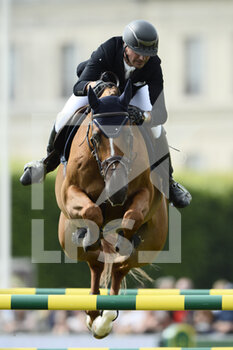 2021-07-11 - Nicolas Delmotte riding Urvoso du Roch during the Masters Chantilly 2021, FEI equestrian event, Jumping CSI5 on July 11, 2021 at Chateau de Chantilly in Chantilly, France - Photo Christophe Bricot / DPPI - MASTERS CHANTILLY 2021, FEI EQUESTRIAN EVENT, JUMPING CSI5 - INTERNATIONALS - EQUESTRIAN