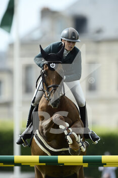 2021-07-11 - Marie Demonte riding Vega de La Roche during the Masters Chantilly 2021, FEI equestrian event, Jumping CSI5 on July 11, 2021 at Chateau de Chantilly in Chantilly, France - Photo Christophe Bricot / DPPI - MASTERS CHANTILLY 2021, FEI EQUESTRIAN EVENT, JUMPING CSI5 - INTERNATIONALS - EQUESTRIAN