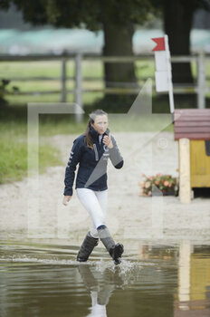 2021-07-17 - Gwendolen Fer during the cross country CCI4-S at Jardy Eventing Show 2021 on July 17, 2021 in Marne la Coquette, France - Photo Christophe Bricot / DPPI - JARDY EVENTING SHOW 2021 - INTERNATIONALS - EQUESTRIAN