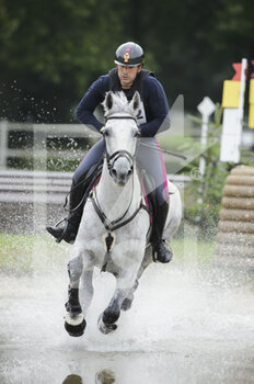 2021-07-17 - Federico Risco riding Eliete Van Het Leeuwenhof during the cross country CCI4-S at Jardy Eventing Show 2021 on July 17, 2021 in Marne la Coquette, France - Photo Christophe Bricot / DPPI - JARDY EVENTING SHOW 2021 - INTERNATIONALS - EQUESTRIAN