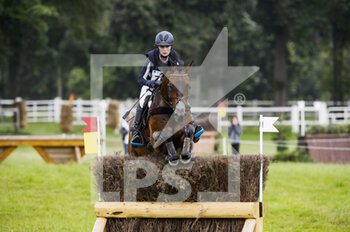 2021-07-17 - Nina Schultes riding Grand Prix Iwest during the cross country CCI4-S at Jardy Eventing Show 2021 on July 17, 2021 in Marne la Coquette, France - Photo Christophe Bricot / DPPI - JARDY EVENTING SHOW 2021 - INTERNATIONALS - EQUESTRIAN