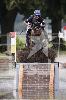 2021-07-17 - Benjamin Massié riding Climaine de Cacao during the cross country CCI4-S at Jardy Eventing Show 2021 on July 17, 2021 in Marne la Coquette, France - Photo Christophe Bricot / DPPI - JARDY EVENTING SHOW 2021 - INTERNATIONALS - EQUESTRIAN