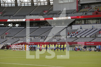 2021-07-21 - Teams during the Olympic Games Tokyo 2020, Football Women's First Round, Group G, between USA and Sweden on July 21, 2021 at Tokyo Stadium in Tokyo, Japan - Photo Yuya Nagase / Photo Kishimoto / DPPI - OLYMPIC GAMES TOKYO 2020, JULY 21, 2021 - OLYMPIC GAMES TOKYO 2020 - OLYMPIC GAMES