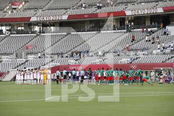 2021-07-22 - Teams during the Olympic Games Tokyo 2020, Football Men's First Round Group A, between Mexico and France on July 22, 2021 at Tokyo Stadium in Tokyo, Japan - Photo Photo Kishimoto / DPPI - OLYMPIC GAMES TOKYO 2020, JULY 22, 2021 - OLYMPIC GAMES TOKYO 2020 - OLYMPIC GAMES