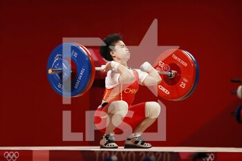 2021-07-24 - HOU Zhihui (CHN) Winner during the Olympic Games Tokyo 2020, Weightlifting Women's 49 kg Group A Final on July 24, 2021 at Tokyo International Forum in Tokyo, Japan - Photo Photo Kishimoto / DPPI - OLYMPIC GAMES TOKYO 2020, JULY 24, 2021 - OLYMPIC GAMES TOKYO 2020 - OLYMPIC GAMES